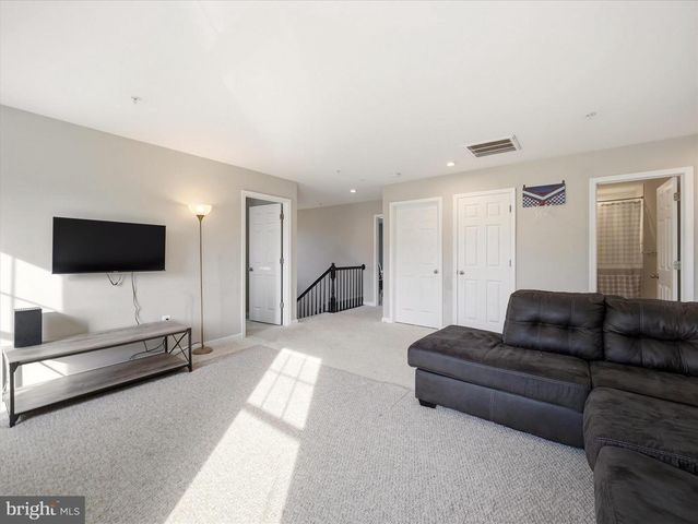 12148 FALLEN TIMBERS CIR, Hagerstown, MD 21740