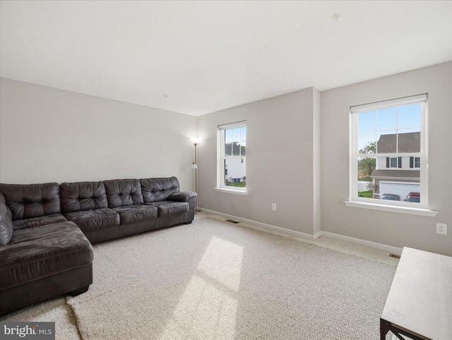 12148 FALLEN TIMBERS CIR, Hagerstown, MD 21740