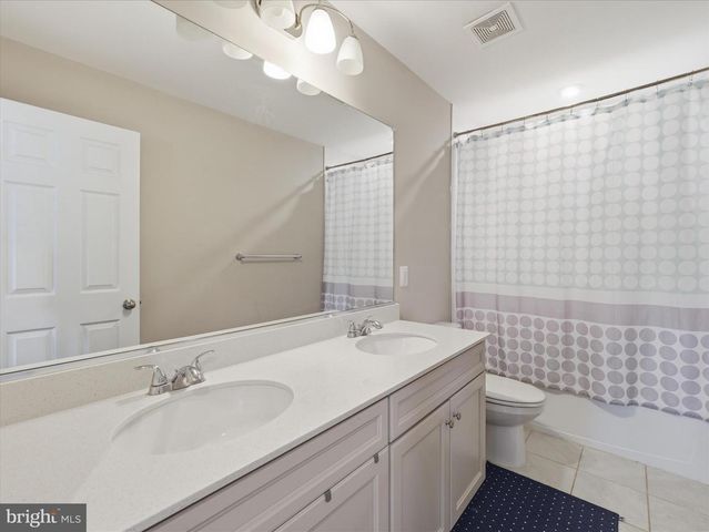 12148 FALLEN TIMBERS CIR, Hagerstown, MD 21740