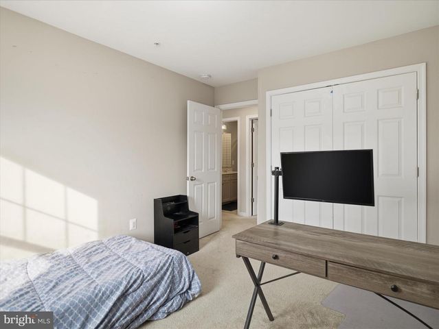 12148 FALLEN TIMBERS CIR, Hagerstown, MD 21740