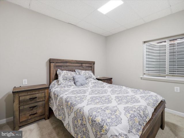 12148 FALLEN TIMBERS CIR, Hagerstown, MD 21740