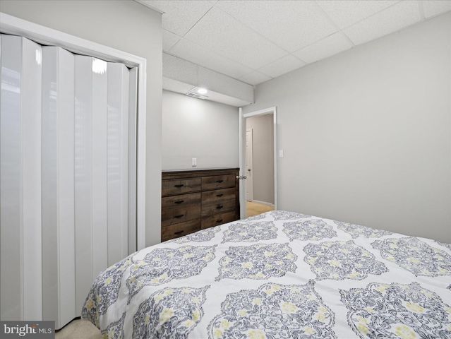 12148 FALLEN TIMBERS CIR, Hagerstown, MD 21740