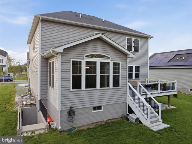 12148 FALLEN TIMBERS CIR, Hagerstown, MD 21740