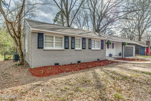 245 Wildwood Terrace, Jackson, MS 39212