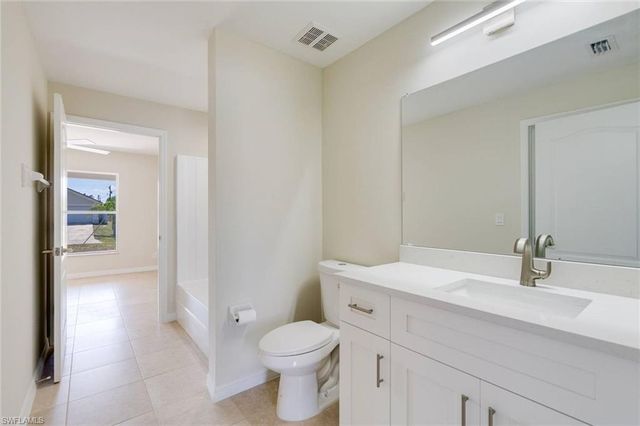 4014 13th ST W, Lehigh Acres, FL 33971