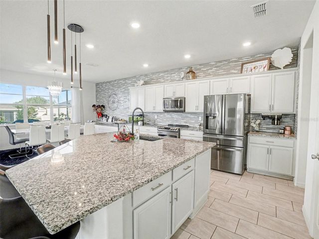 2215 UPLAND LANE, Apopka, FL 32712