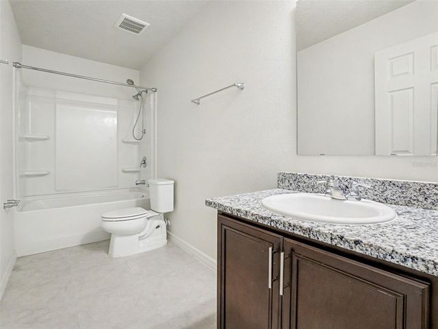 2215 UPLAND LANE, Apopka, FL 32712