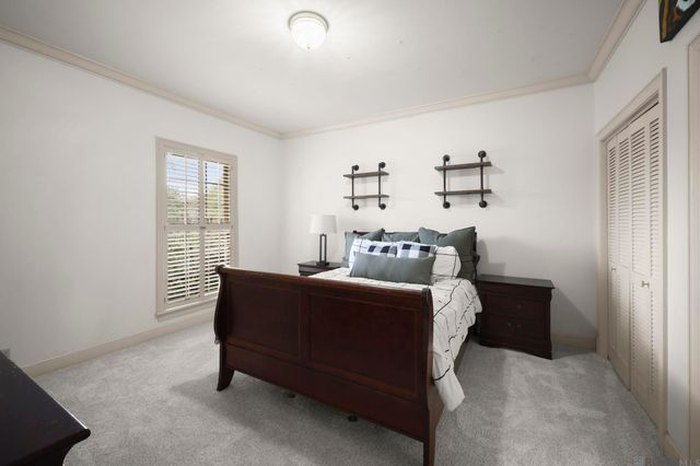 12109 Towering Oaks Dr, Baton Rouge, LA 70810