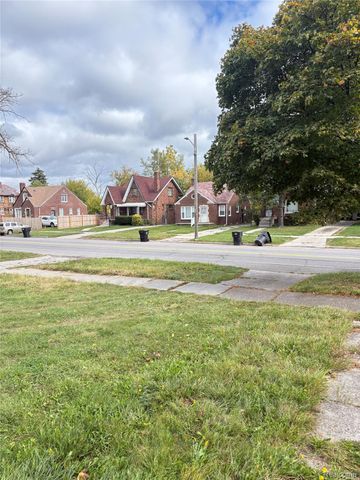 5235 Chalmers Street E, Detroit, MI 48213