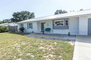 1969 Frontera St, Navarre, FL 32566