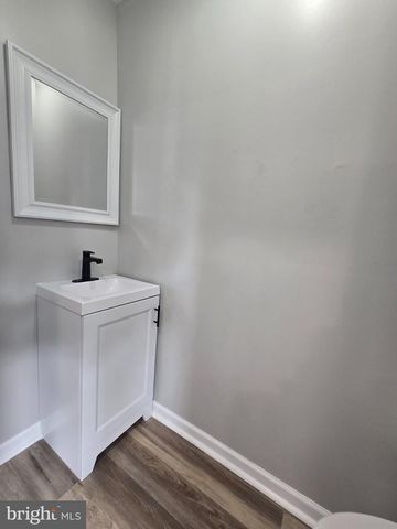 6019 TRINITY ST, Philadelphia, PA 19142