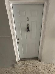 1047 SW 7th St 6, Miami, FL 33130