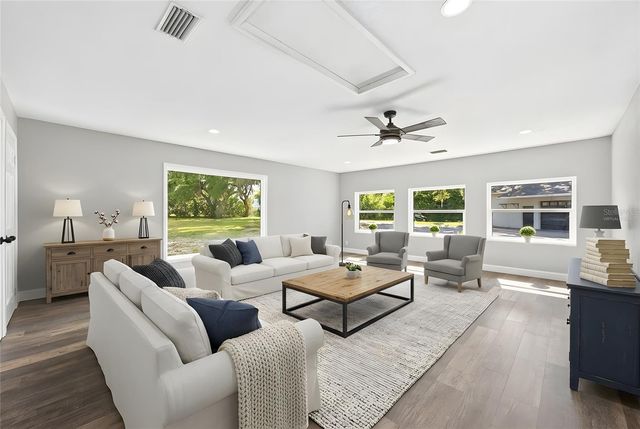 1600 E 10TH STREET, St Cloud, FL 34771