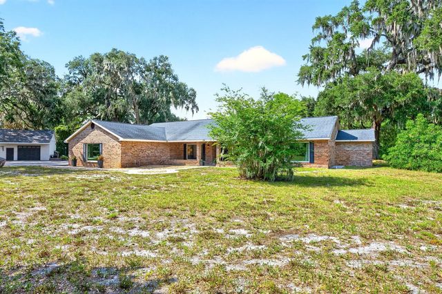 1600 E 10TH STREET, St Cloud, FL 34771