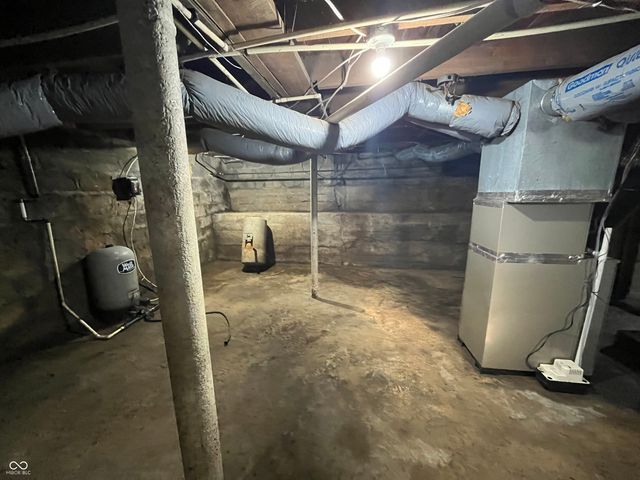 4492 W State Road 32, Anderson, IN 46017