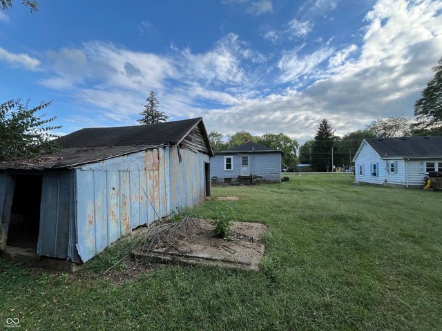 4492 W State Road 32, Anderson, IN 46017