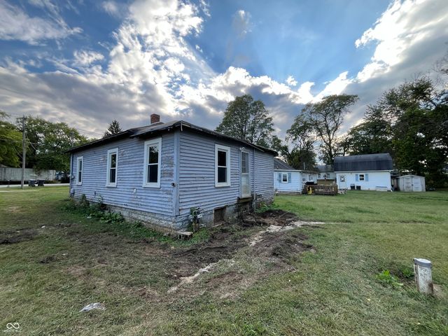 4492 W State Road 32, Anderson, IN 46017