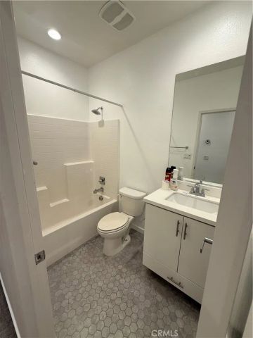 2625 Verna Drive 104, Corona, CA 92883