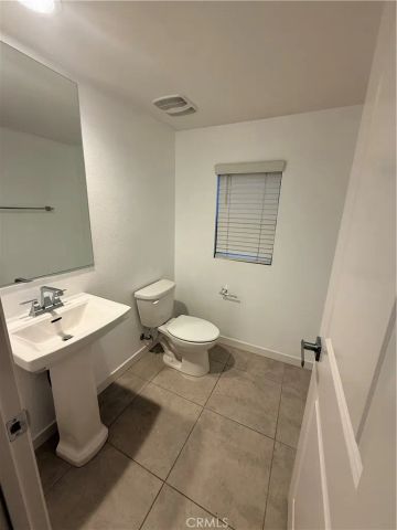 2625 Verna Drive 104, Corona, CA 92883