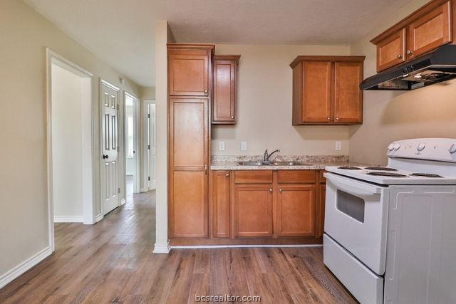 605-607 East Pease Street, Bryan, TX 77803