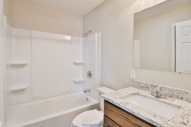 605-607 East Pease Street, Bryan, TX 77803