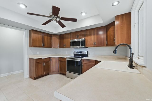 2929 Cutter Cove, Fort Wayne, IN 46815