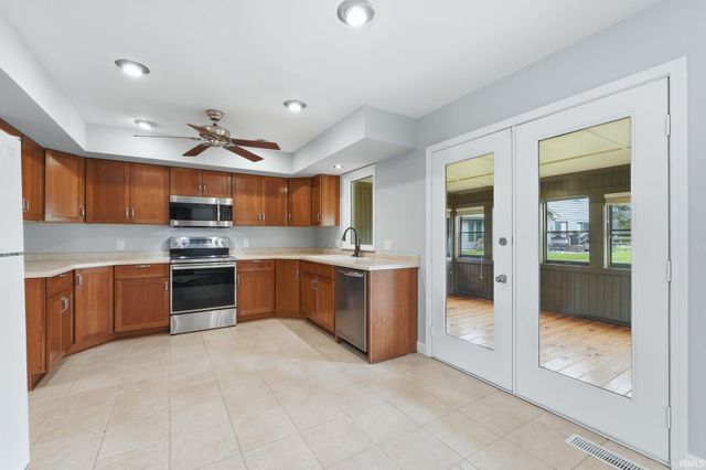 2929 Cutter Cove, Fort Wayne, IN 46815