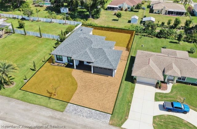 2202 Jackson Drive, Sebring, FL 33870