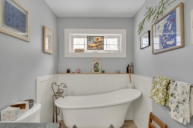 2 Seaver St, Westminster, MA 01473