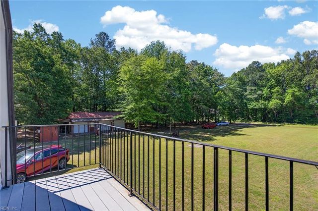7445 Mill Creek DR, Zuni, VA 23898