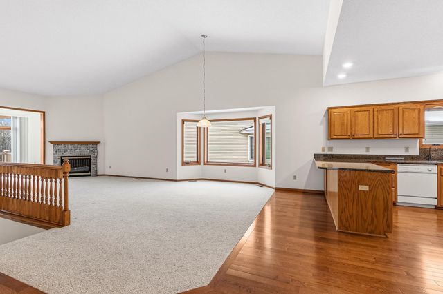 630 Aqua Circle, Circle Pines, MN 55014