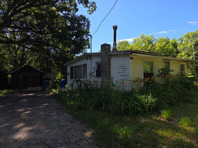 869 Pullman Avenue, Lee Twp, MI 49450