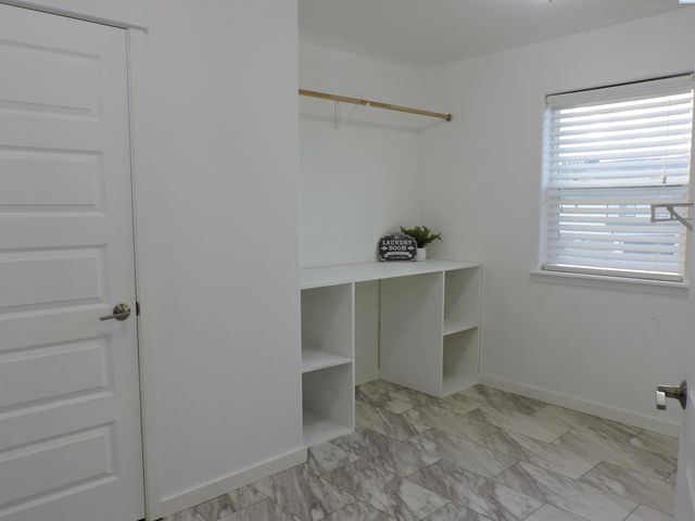 370 Wolverine Court, Richland, WA 99352