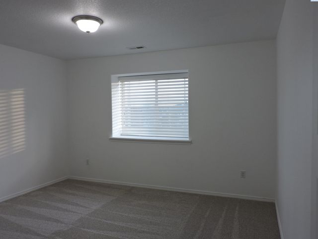 370 Wolverine Court, Richland, WA 99352