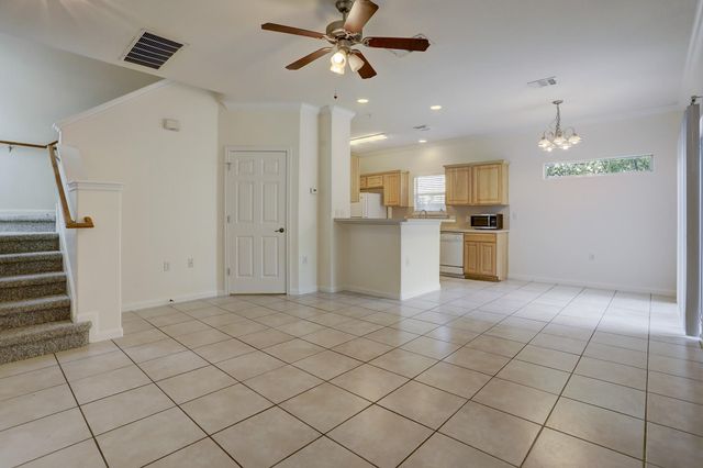 308 Blackson Ave A, Austin, TX 78752