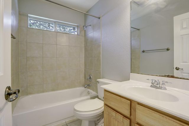 308 Blackson Ave A, Austin, TX 78752
