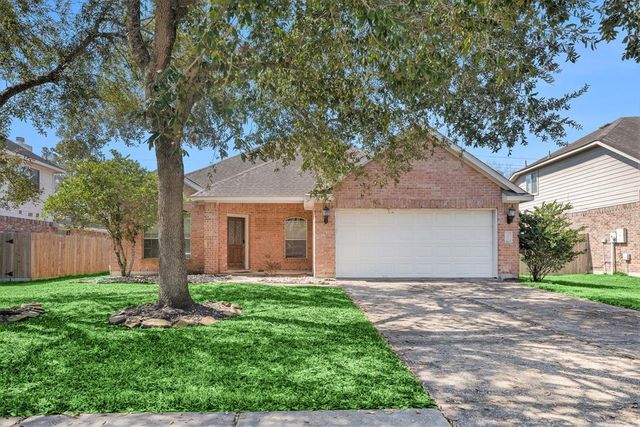 307 Magnolia Way, League City, TX 77573