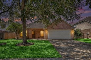 307 Magnolia Way, League City, TX 77573