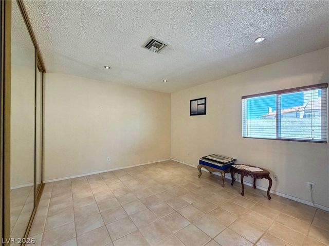 6752 Arroyo Avenue, Las Vegas, NV 89103