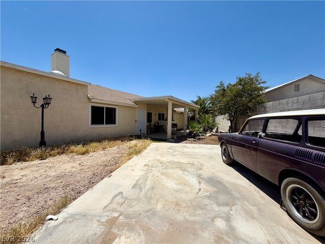 6752 Arroyo Avenue, Las Vegas, NV 89103