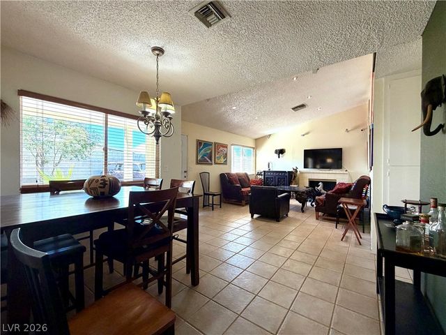 6752 Arroyo Avenue, Las Vegas, NV 89103