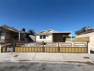 6752 Arroyo Avenue, Las Vegas, NV 89103