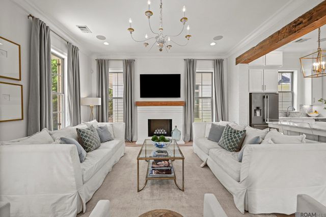 10715 Turning Leaf Dr, Baton Rouge, LA 70810