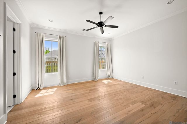 10715 Turning Leaf Dr, Baton Rouge, LA 70810