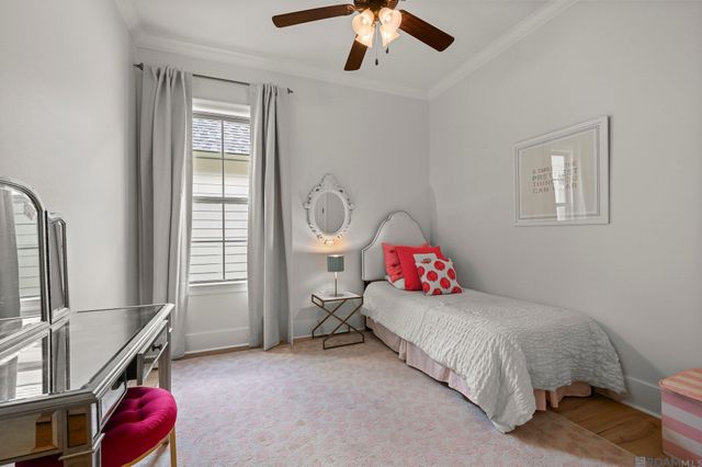 10715 Turning Leaf Dr, Baton Rouge, LA 70810