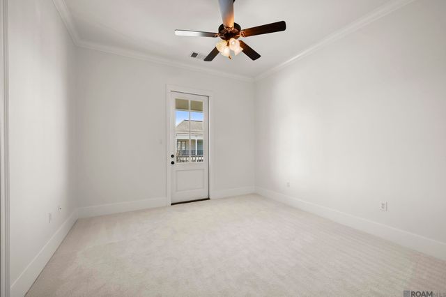 10715 Turning Leaf Dr, Baton Rouge, LA 70810