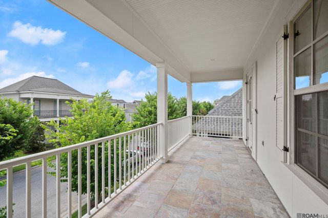 10715 Turning Leaf Dr, Baton Rouge, LA 70810