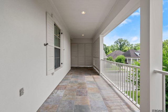 10715 Turning Leaf Dr, Baton Rouge, LA 70810