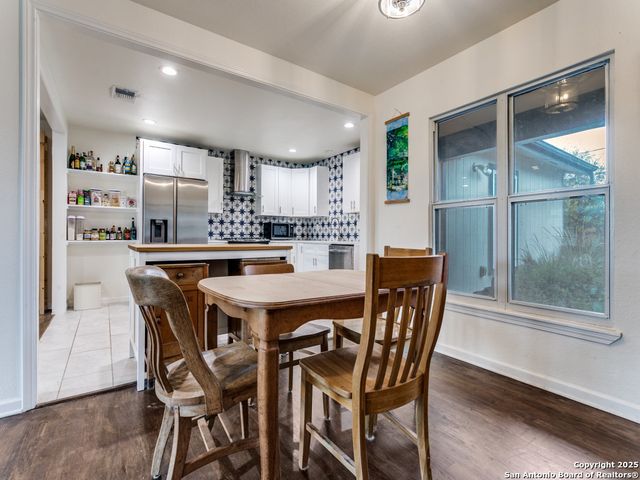 162 Sullivan, San Antonio, TX 78213