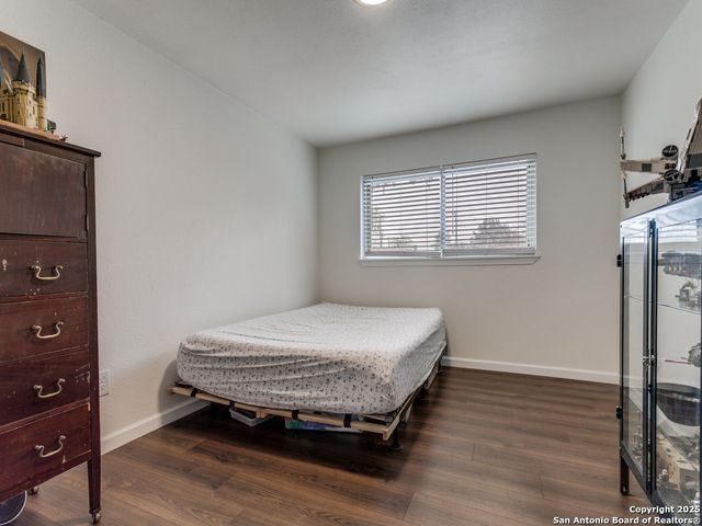 162 Sullivan, San Antonio, TX 78213